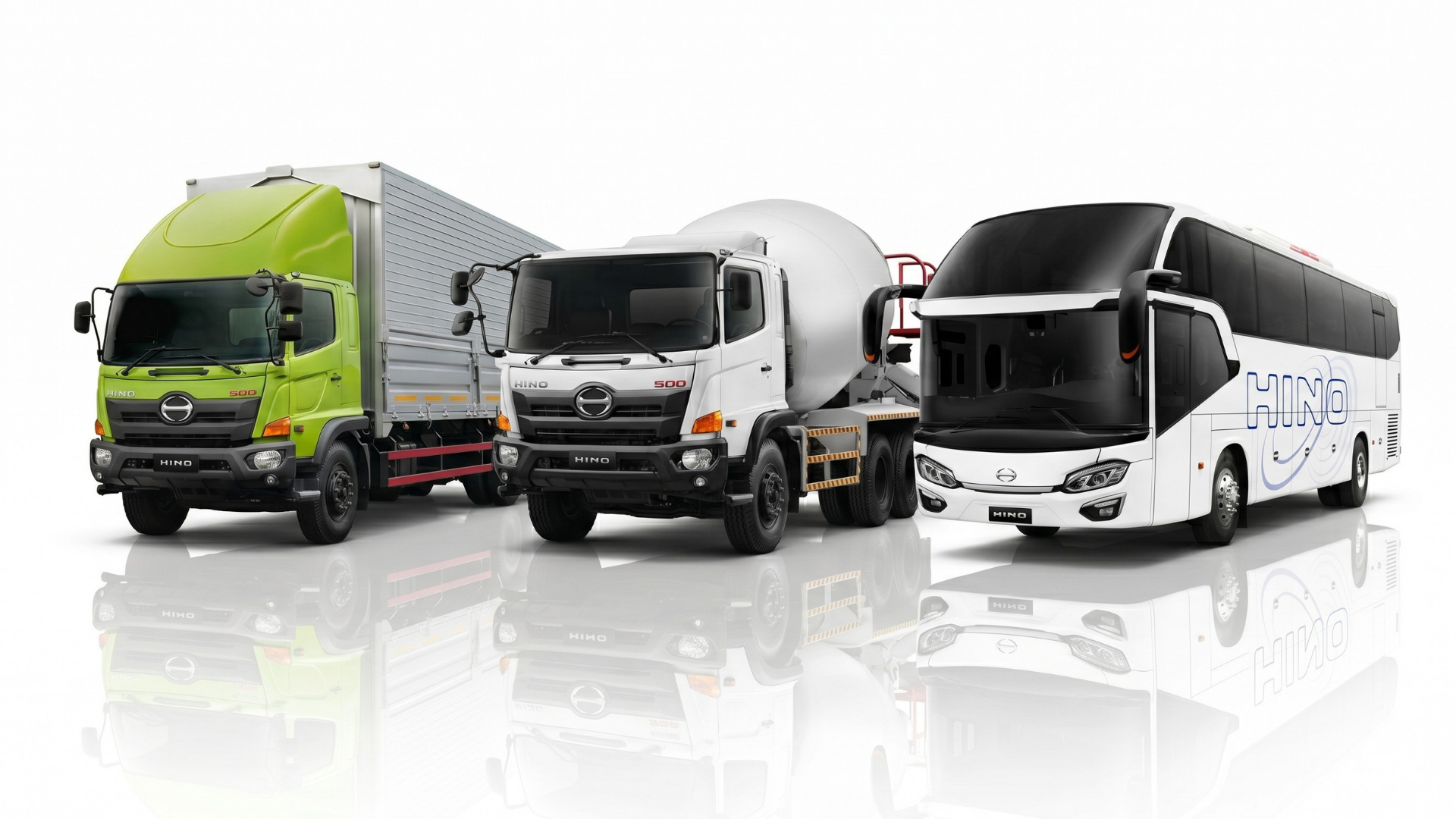 Lineup kendaraan HINO siap kirim
